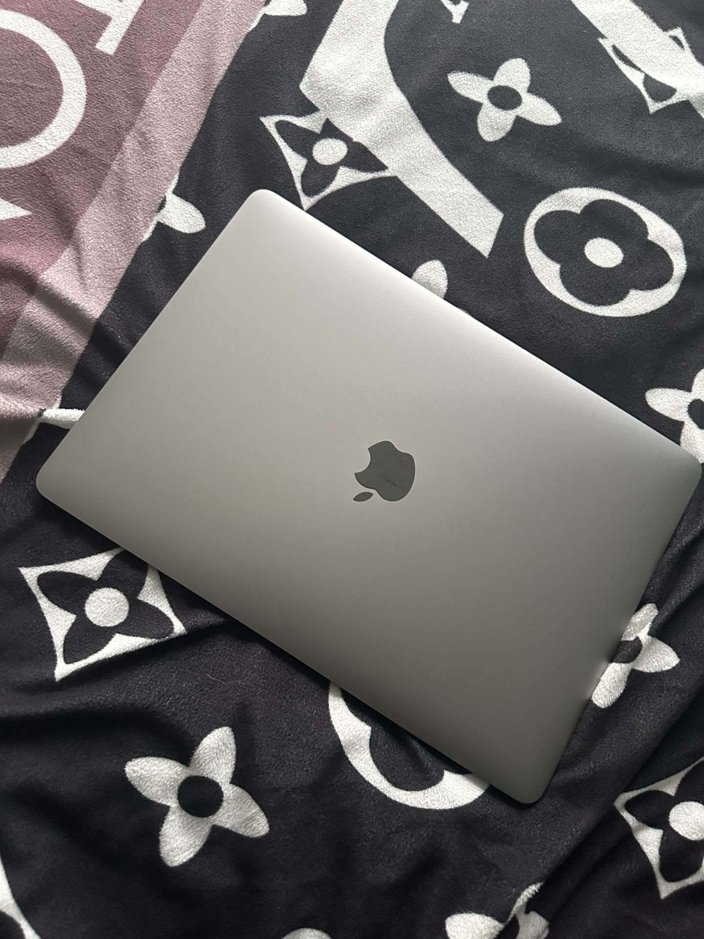 2019 MacBook Air Touch ID