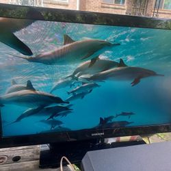 40"SAMSUNG 1080P TV WITH REMOTE AND HDMI PORTS $60 FINAL PRICE 