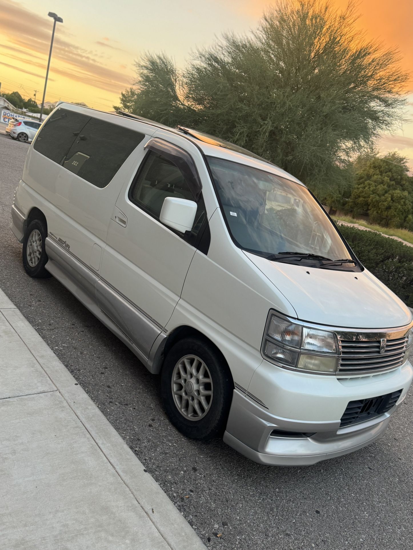 1999 N50 Nissan Elgrand