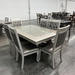 7 Pc Dining Table Set