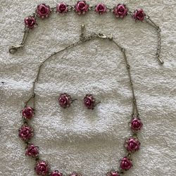 Necklace With Matching Earrings And Bracelet 