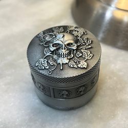 💀🔥 Grinder metálico diseño calavera 4 piezas 🔥💀