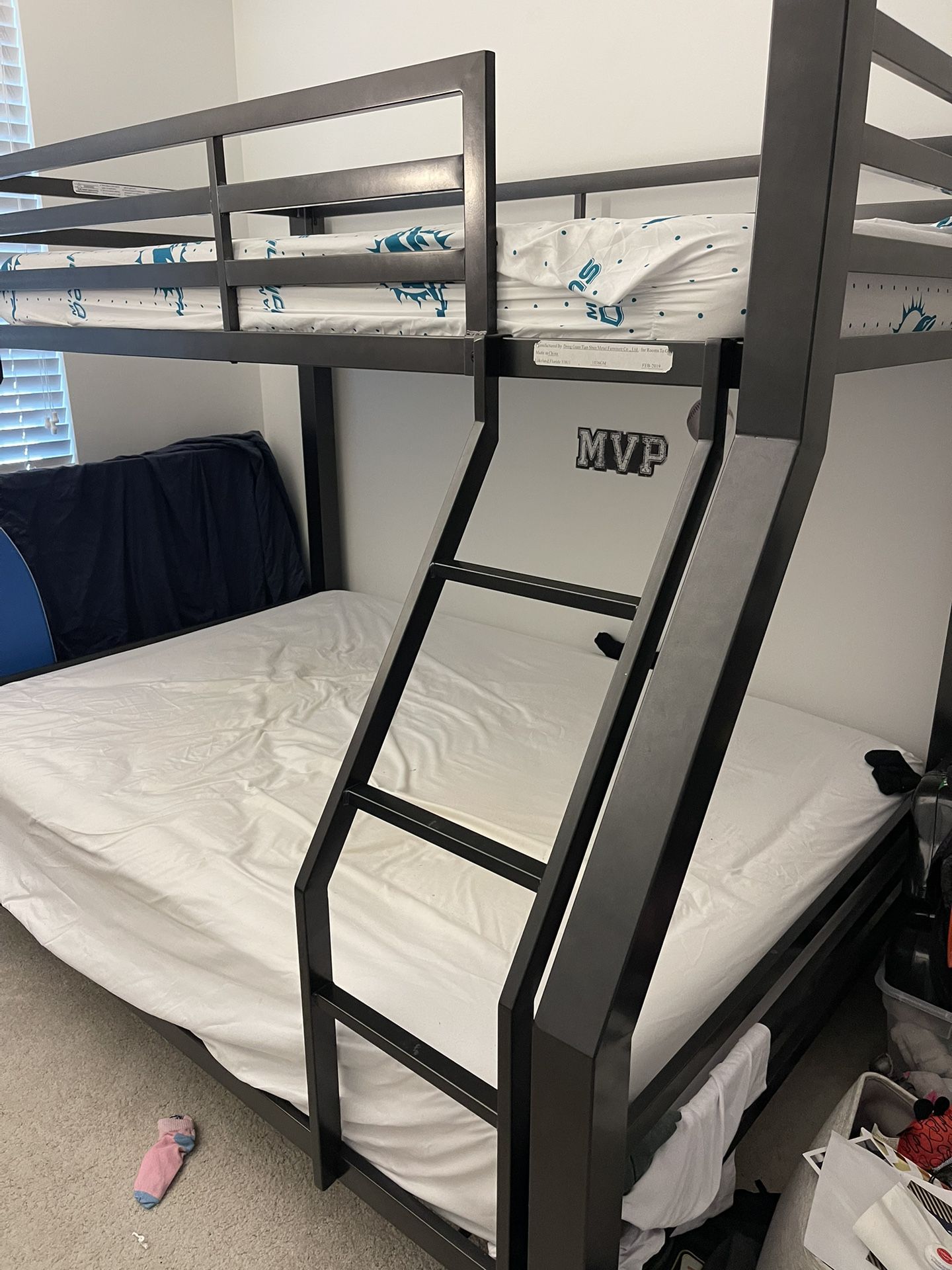 Bunk Bed Over Full With Mattresses 