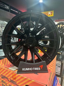 FUEL  DUALLY 24X8.5 8X200 MATTE BLACK GLOSS BLACK LIP . CONSULTA PRECIO 