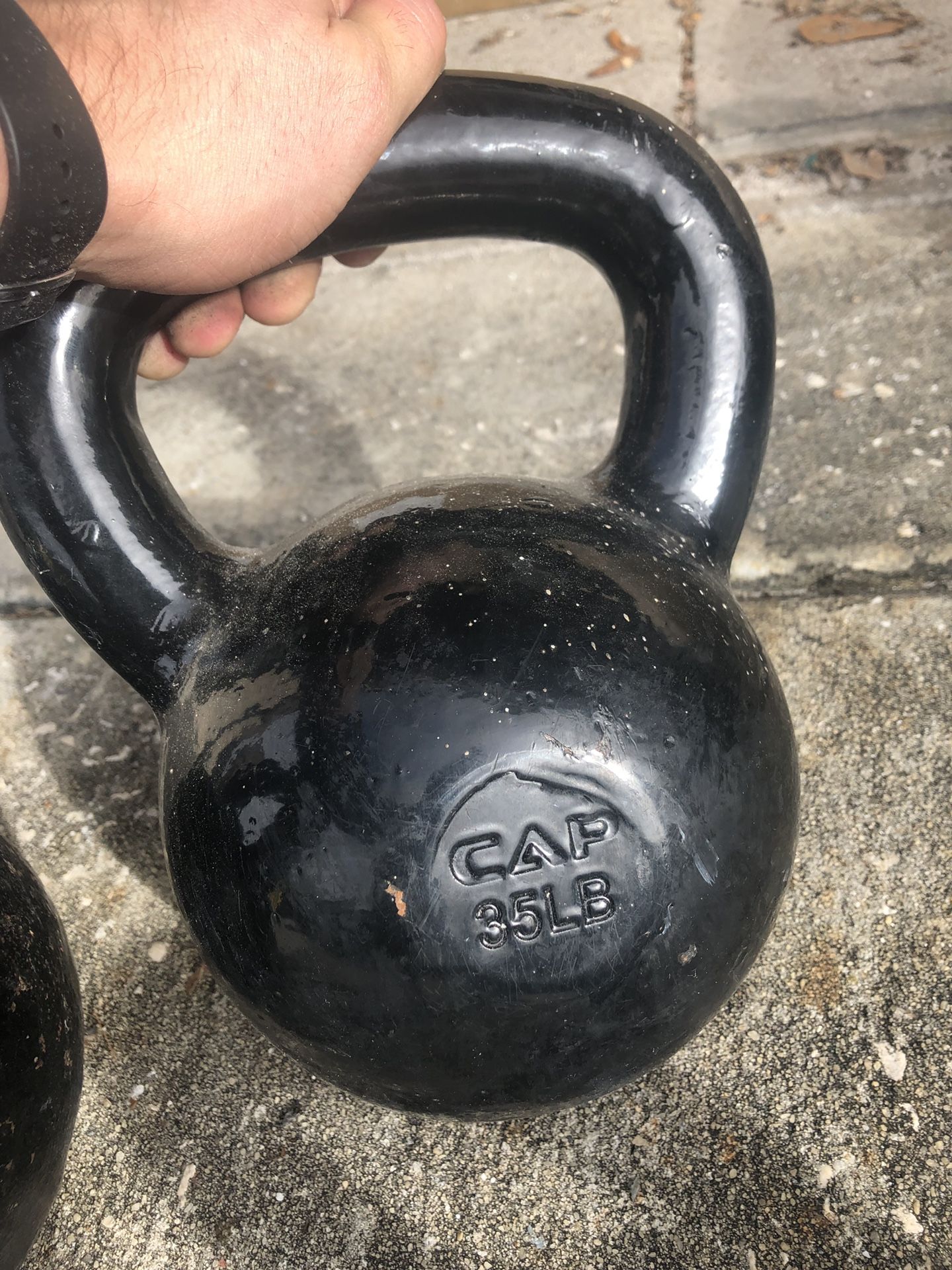 35 lb Kettlebell for Sale in Orlando, FL OfferUp