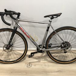 Ms 150 Fuji Jari gravel /road bike