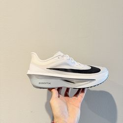 Nike Zoom Fly 6 Men’s Size 11 - NEW