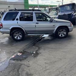 2002 Nissan Pathfinder
