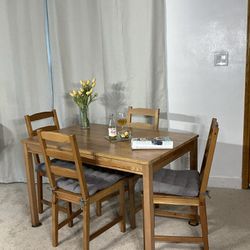 IKEA Compact Kitchen Dining Table & 4 Chairs PERFECT FOR SMALL PLACE