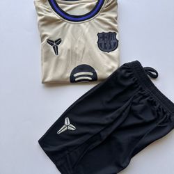 Kid’s FC Barcelona Traning Kit 