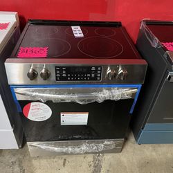 New Frigidaire Electric Slide In Stove With Air Fry 220v 🔌