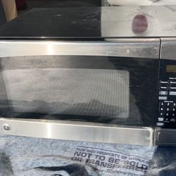 GE 2-cu ft 1200-Watt Countertop Microwave (Stainless Steel)