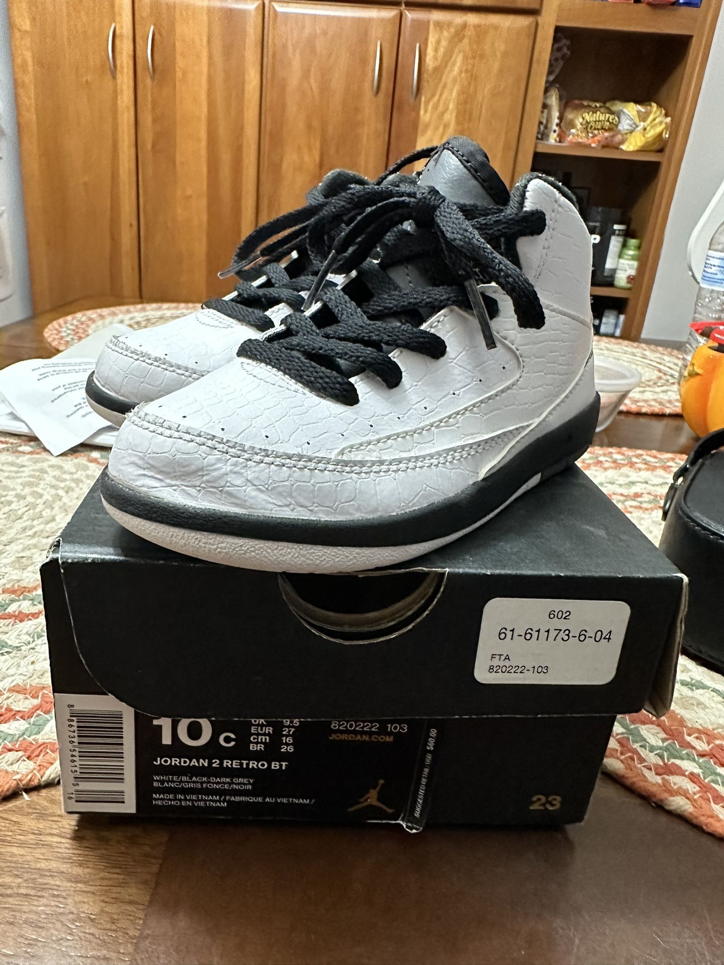 Jordan 2 Retro 10C White/Black- Dark Gray