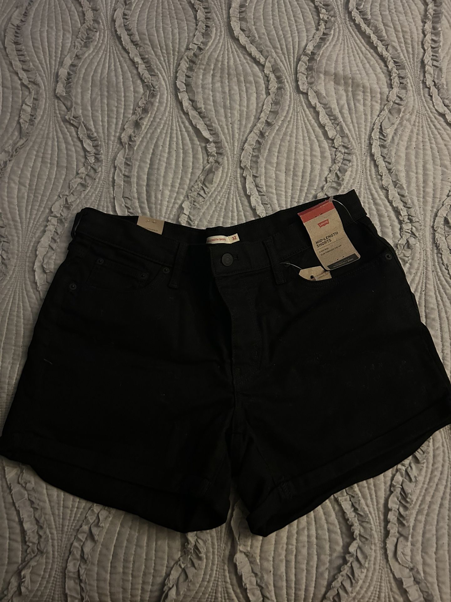 Levi’s Women Shorts