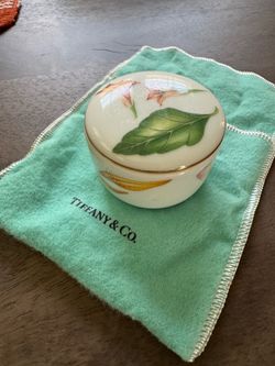 Tiffany & Co. Jewelry Porcelain Trinket Box