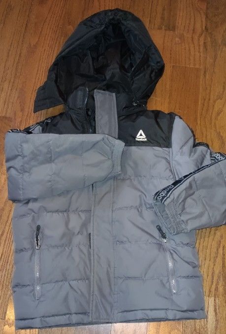 REEBOK BOYS JACKET (size 7)