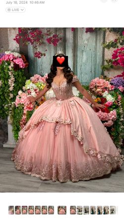 Vestido De Quince Anos Con Zapatilla Y Ramo