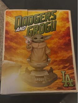 Grogu Dodgers bobblehead