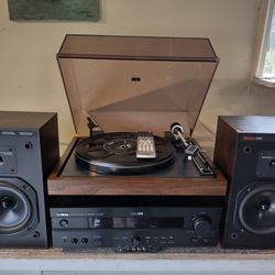 Turntable Setup. AT Cartridge, New belt 