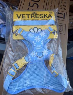 VETRESKA Daisy Pet Harness & Leash Set S/M/L – Brand New