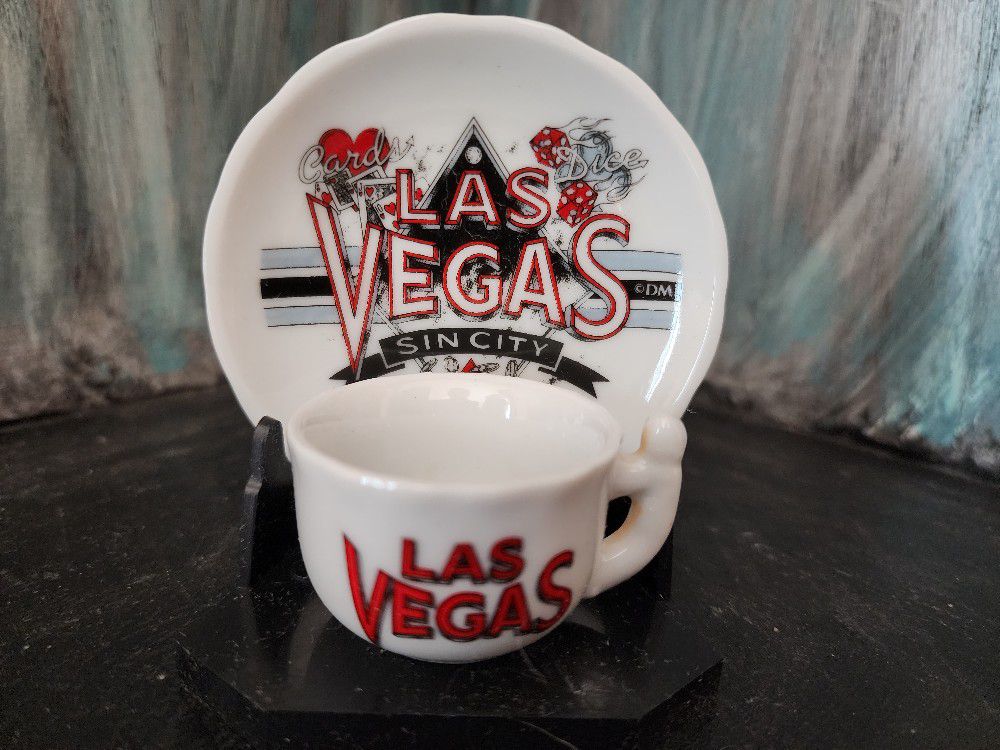 Mini Las Vegas Cup & Saucer with stand