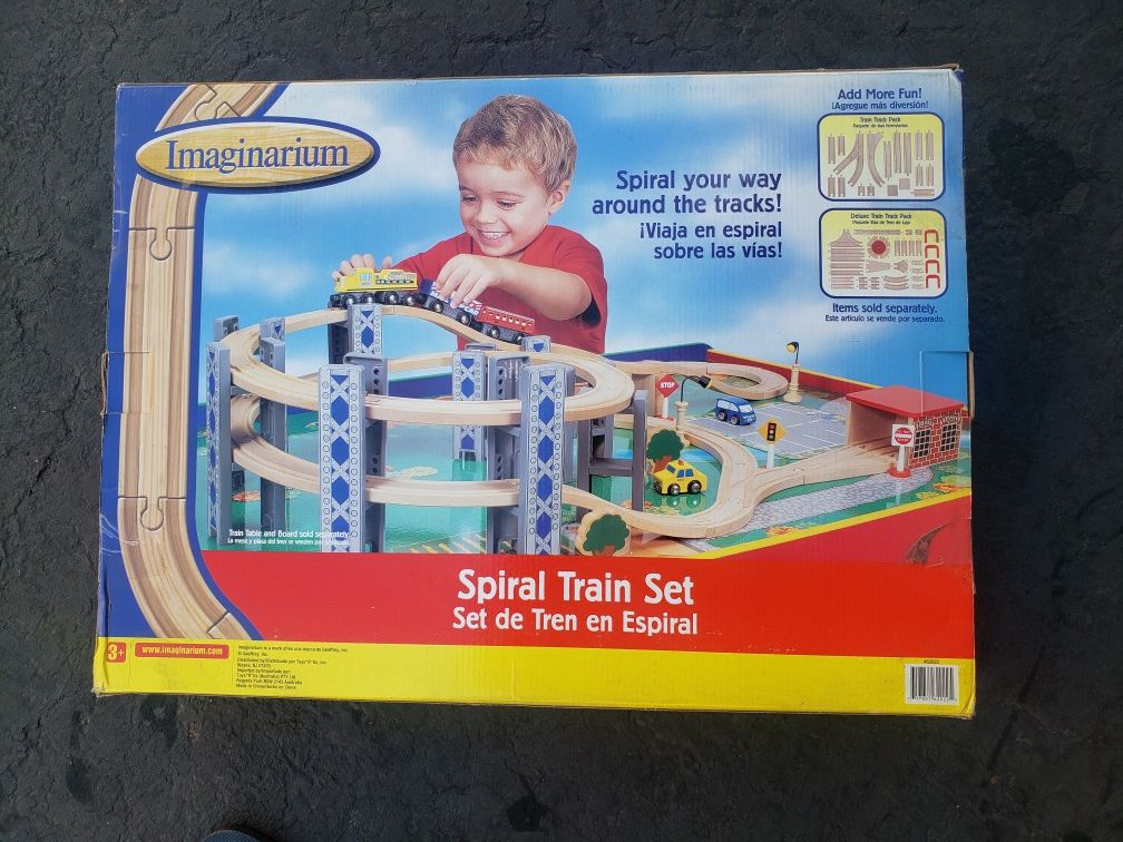 Imaginarium Spiral Train Set