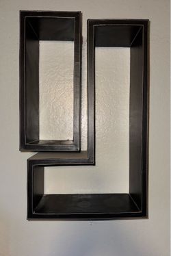 Shadow box wall decor