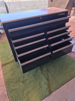 HUSKY  9 DRAWER Tool Storage new