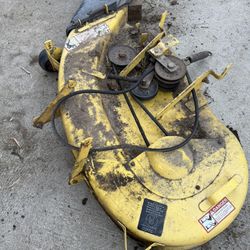 Used John Deere Lawnmower Deck STX38 Yellow Deck