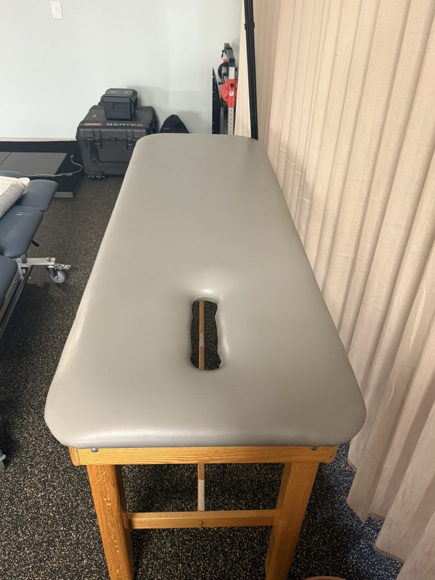 Massage Table 