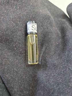 PInk Suguar Fragrance Oil For Woman Role On Bottles