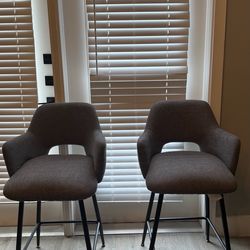 Bar stool