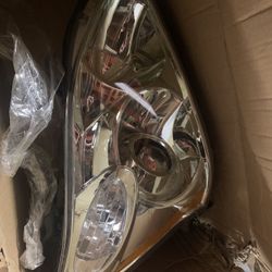 2004-06lexus Rx350headlight( Hid )right Passenger