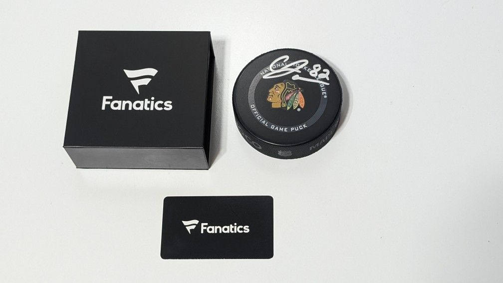 2021 Caleb Jones Autographed Chicago Blackhawks Official Game Puck Fanatics COA
