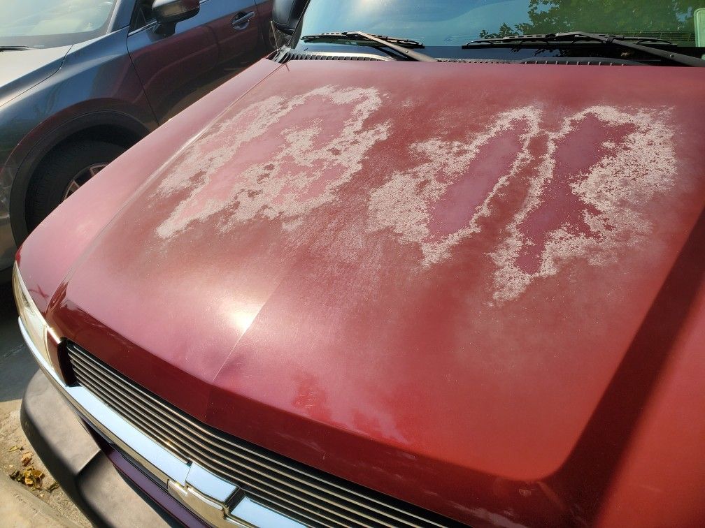 03-05 Chevy 1500 non-hd hood