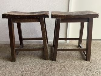 2 Stools