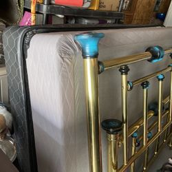 Metal Bed Frame 