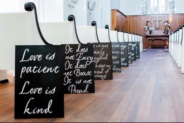 Set of 8 Rustic Wood Wedding Aisle Signs – 1 Corinthians 13 – 24x16