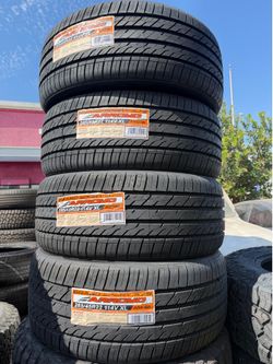 🚨🚘vendo set de llantas 285 45 22 arroyo tires