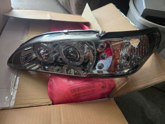 1995 Ford Mustang Headlights