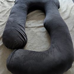 Maternity pillow
