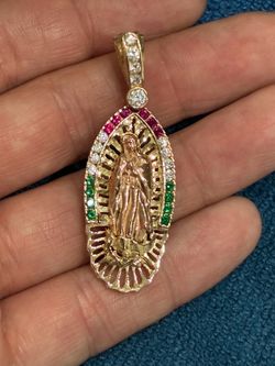 Virgin Mary pendent 14k gold