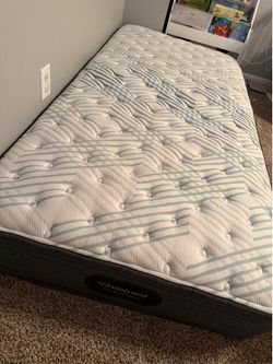 Twin XL Beautyrest PressureSmart Matress