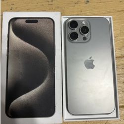 iPhone 15 Pro Max