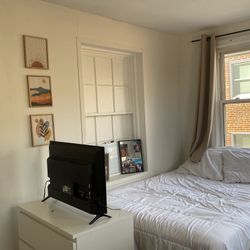 Mattress and Box Spring Set | EVERYTHING MUST GO