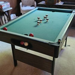 Bumper Pool Table