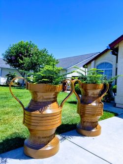 Jarrones grandes echos de llantas muy bonito