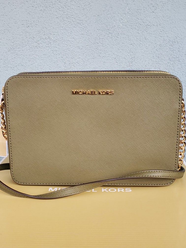 Michael Kors Olive Crossbody 