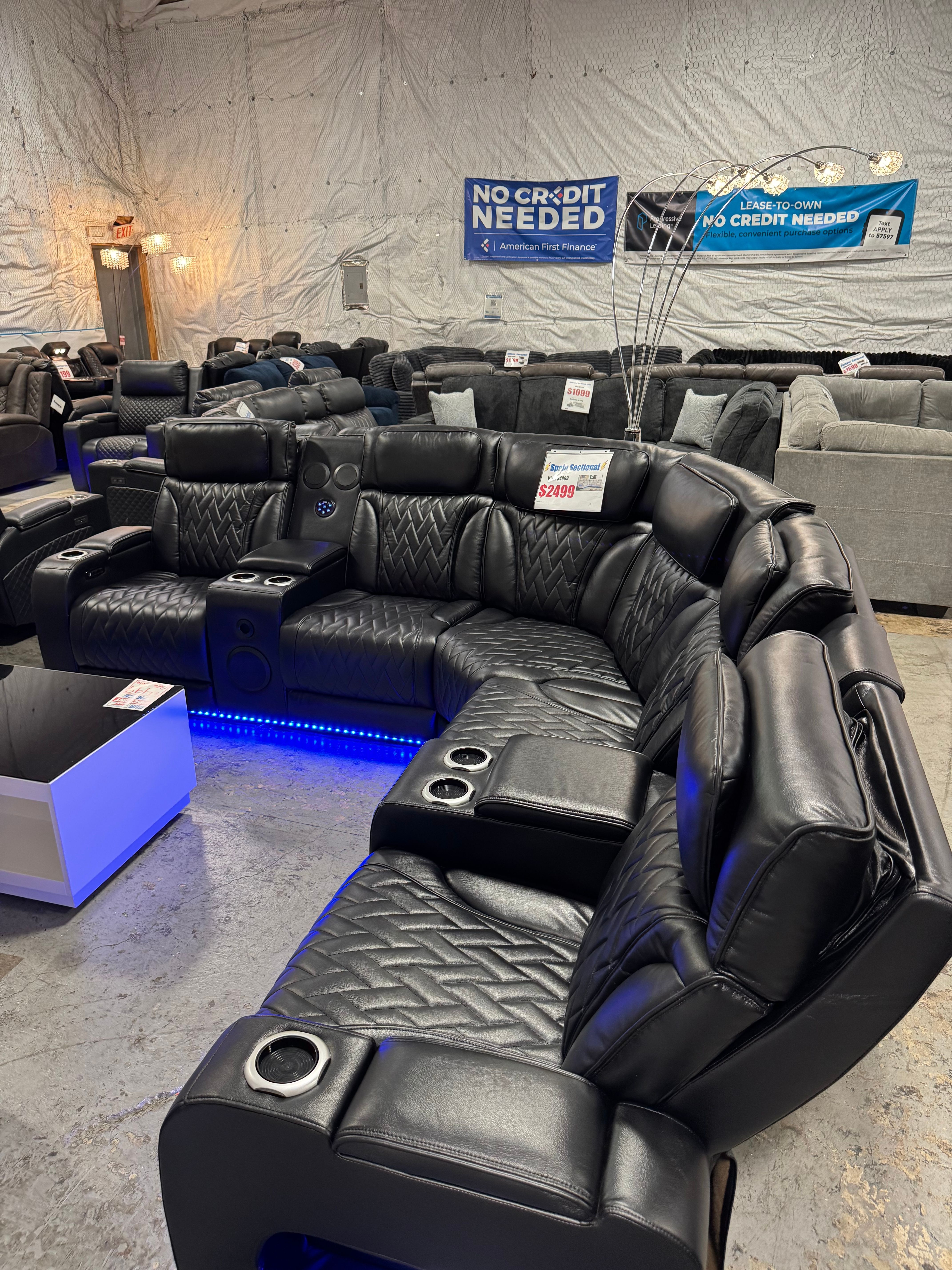 SECTIONAL SOFA FOR SALE !!NO CREDIT NEEDED !! TAKE IT HOME TODAY!! 🚛 SAME DAY DELIVERY AVAILABLE 🚚 Se Habla Español