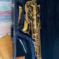 Antiqua Winds Alto Saxophone & Hardcase